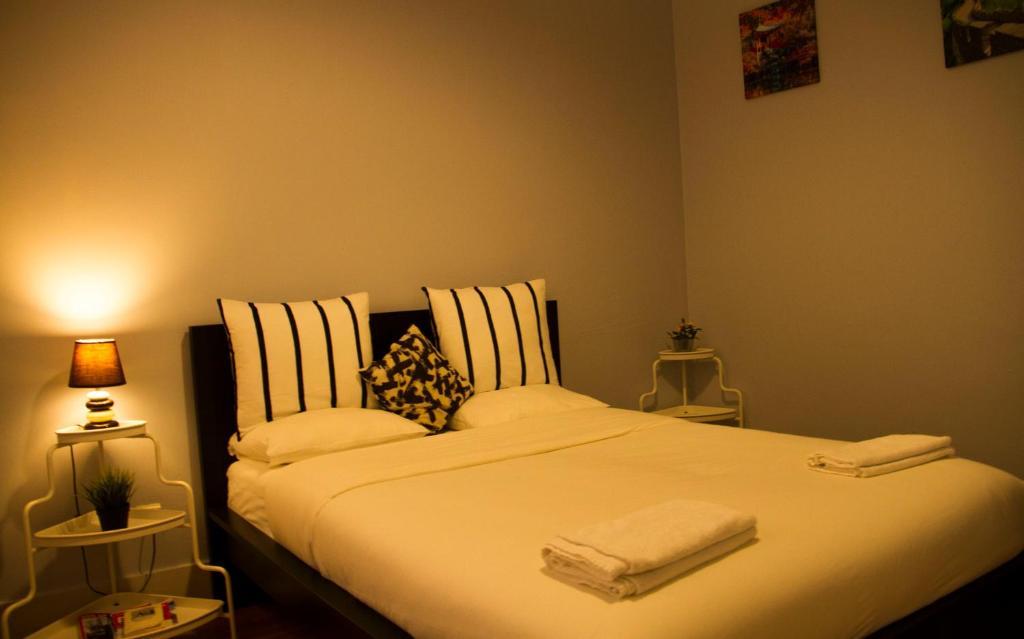 The Delight Hostel Lisbona Esterno foto